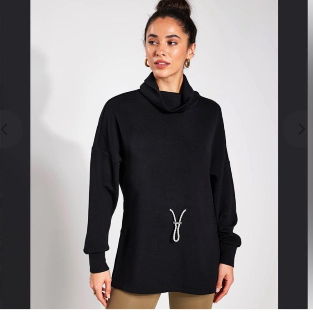 Varley Freya NWOT doublesoft Sweat shirt top pullover sweatshirt navy XS